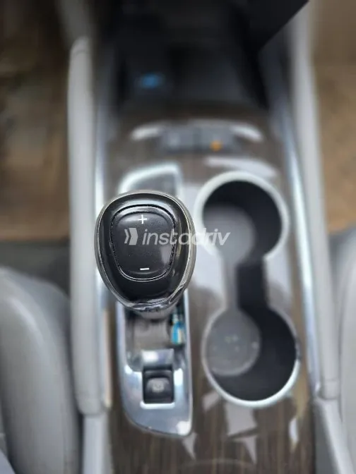 Chevrolet Malibu 2019 Gray Used for Sale - 10