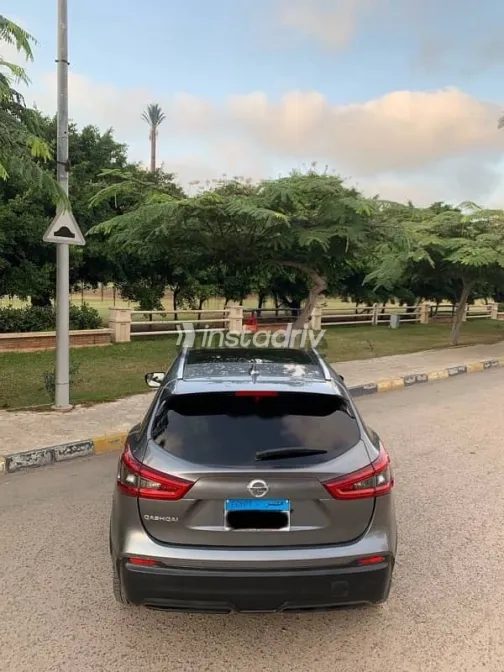 نيسان قشقاي 2019 رمادي مستعملة للبيع - 5