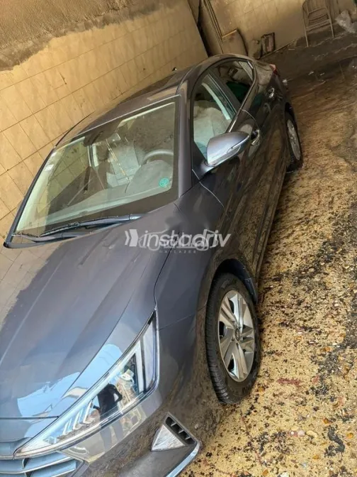 هيونداي إلنترا اى دى 2026 أبيض مستعملة للبيع - 2