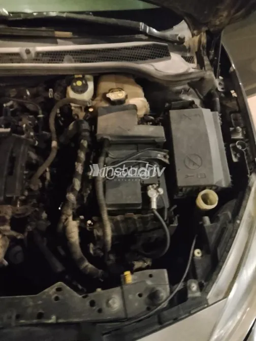 اوبل أسترا 2014 رمادي غامق مستعملة للبيع - 8