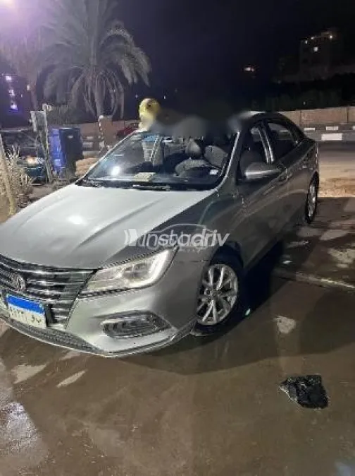 ام جى 5 2021 أبيض مستعملة للبيع - 1