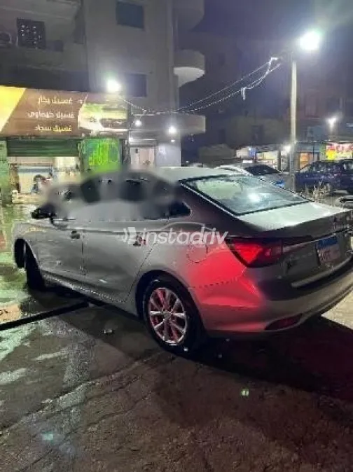 ام جى 5 2021 أبيض مستعملة للبيع - 2