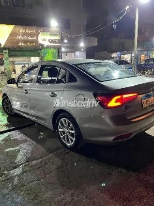 ام جى 5 2021 أبيض مستعملة للبيع - 3