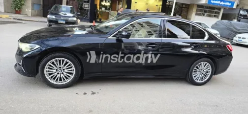 بي ام دبليو 320 2020 أبيض مستعملة للبيع - 5