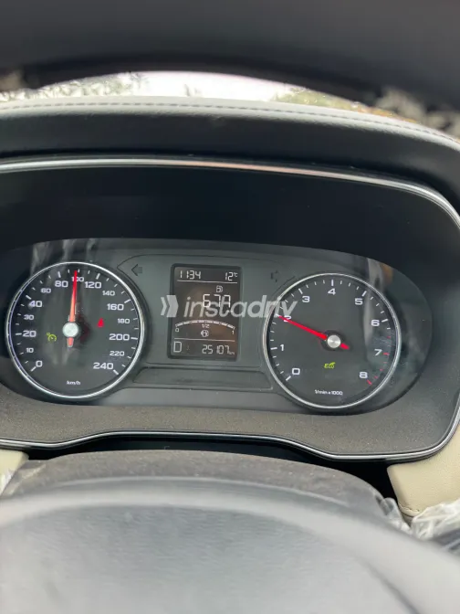 ام جى ار اكس 5 بلس 2023 أبيض مستعملة للبيع - 5