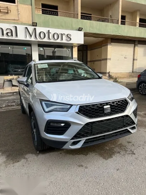 سيات اتيكا 2025 فضي جديدة للبيع - 3