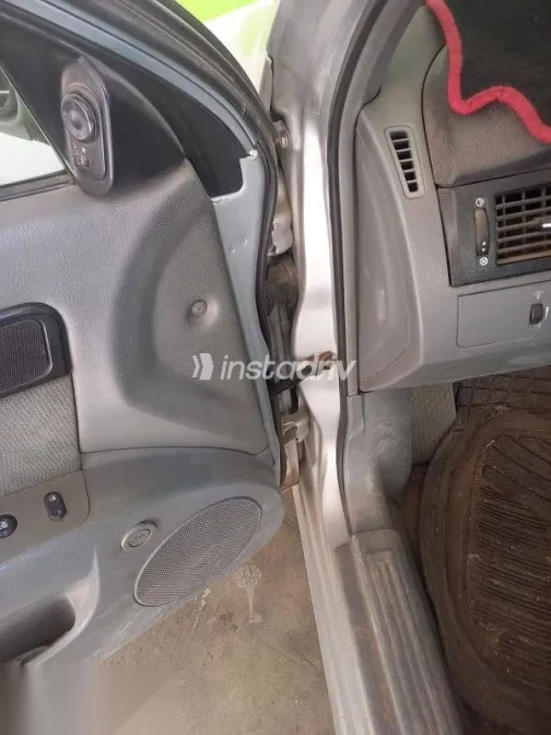 Chevrolet Optra 2006 Silver Used for Sale - 3