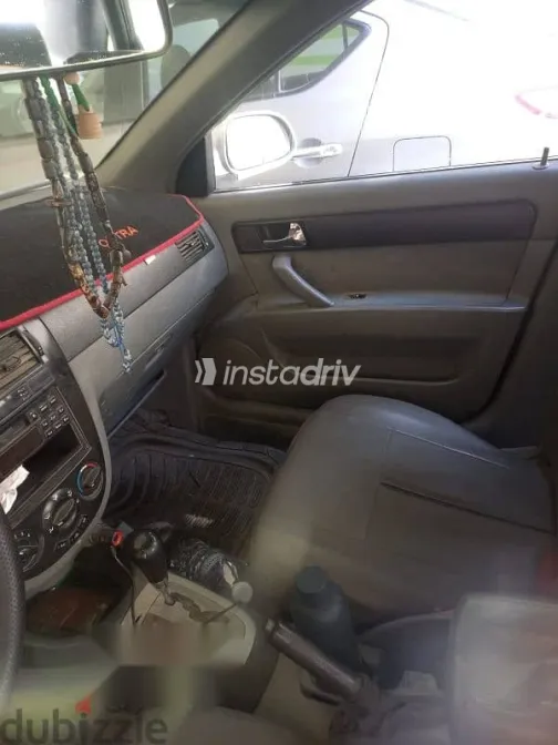 Chevrolet Optra 2006 Silver Used for Sale - 4