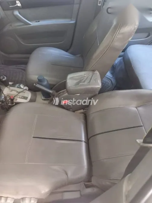 Chevrolet Optra 2006 Silver Used for Sale - 7