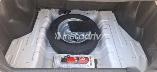 هيونداي فيرنا 2007 أبيض مستعملة للبيع - 1