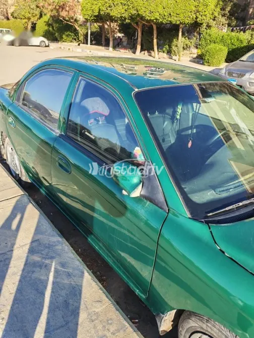 Kia Sephia 2000 Green Used for Sale - 2