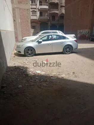 شيفروليه كروز 2010 فضي مستعملة للبيع