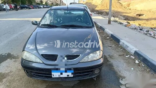 Renault Megane 2000 Gray Used for Sale - 1