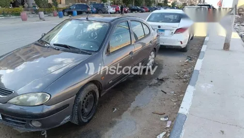 Renault Megane 2000 Gray Used for Sale - 2
