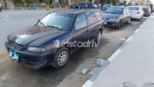 فولكس فاغن باراتى 2004 أزرق غامق مستعملة للبيع - 2