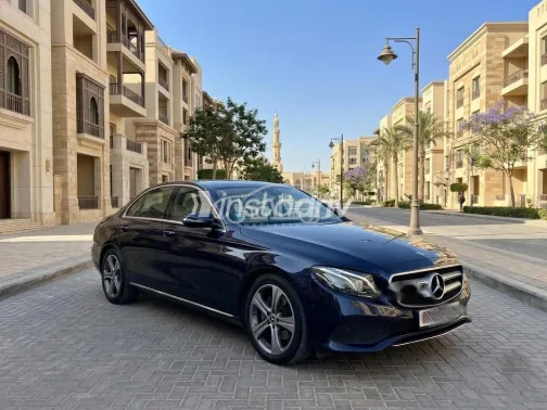 مرسيدس E 200 2020 أبيض مستعملة للبيع - 1