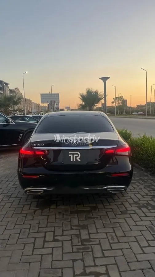 Mercedes E 200 2022 Black Used for Sale - 6