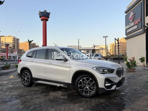 BMW X1 2021 White Used for Sale - 3