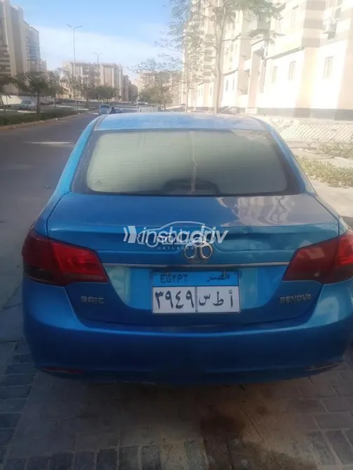 سينوفا A1 2016 أبيض مستعملة للبيع - 4