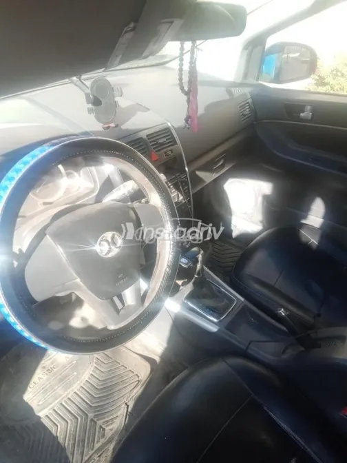 سينوفا A1 2016 أبيض مستعملة للبيع - 5