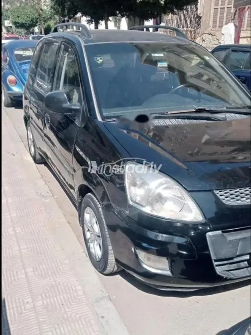 هيونداي ماتريكس 2010 أسود مستعملة للبيع - 3