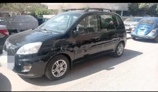 هيونداي ماتريكس 2010 أسود مستعملة للبيع