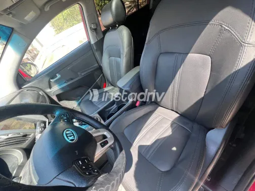 كيا سبورتاج 2012 أبيض مستعملة للبيع - 9