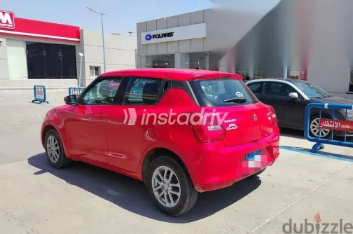 Suzuki Swift 2021 Red Used for Sale - 5