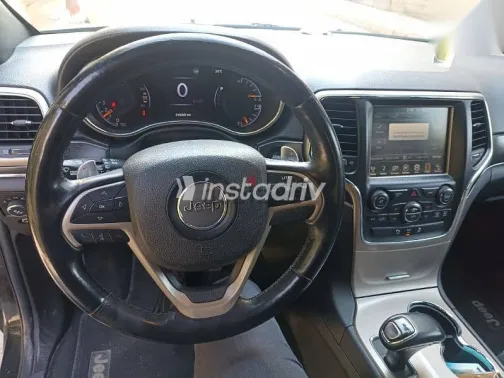 جيب شيروكي 2014 أسود مستعملة للبيع - 4