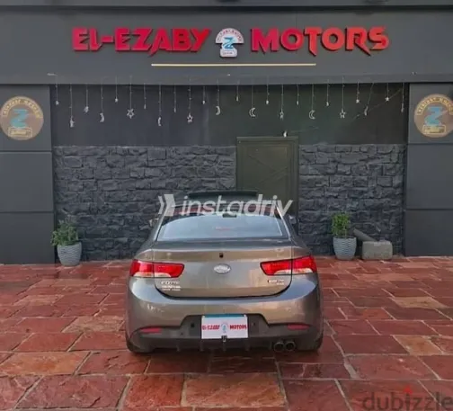 كيا فورتى 2011 رمادي مستعملة للبيع - 2