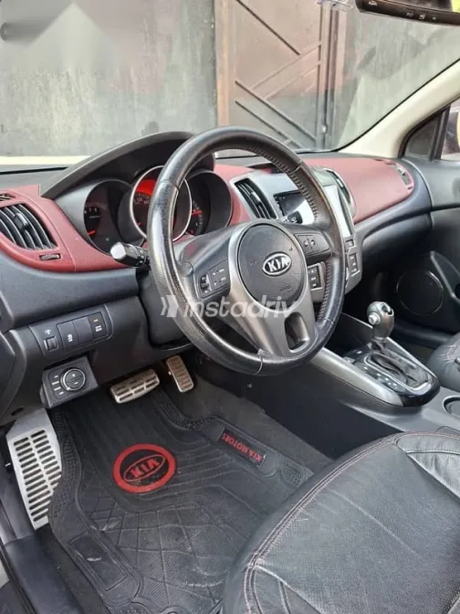 كيا فورتى 2011 رمادي مستعملة للبيع - 10