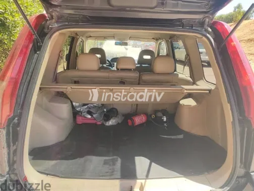 نيسان اكس تريل 2009 أسود مستعملة للبيع - 3