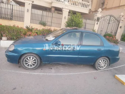 دايو لانوس 1999 أزرق غامق مستعملة للبيع - 3