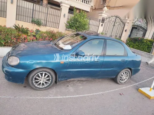 دايو لانوس 1999 أزرق غامق مستعملة للبيع - 9