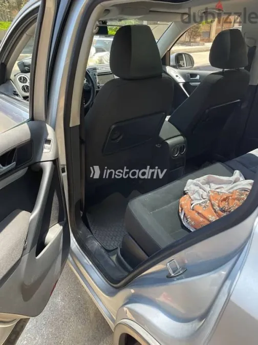 Volkswagen Tiguan 2016 Silver Used for Sale - 7