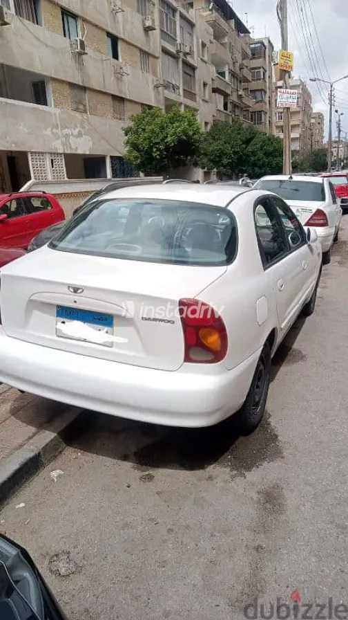 دايو لانوس 2004 أبيض مستعملة للبيع - 8