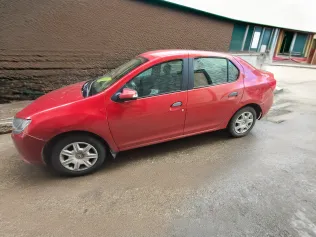 رينو لوجان 2015 أبيض مستعملة للبيع