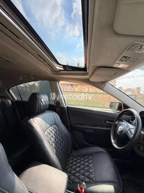 Mazda 3 2009 White Used for Sale - 1