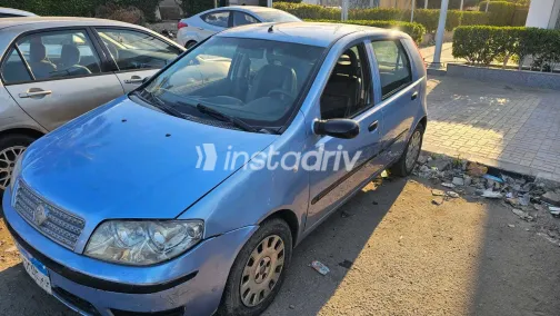 فيات بونتو 2009 أبيض مستعملة للبيع - 1