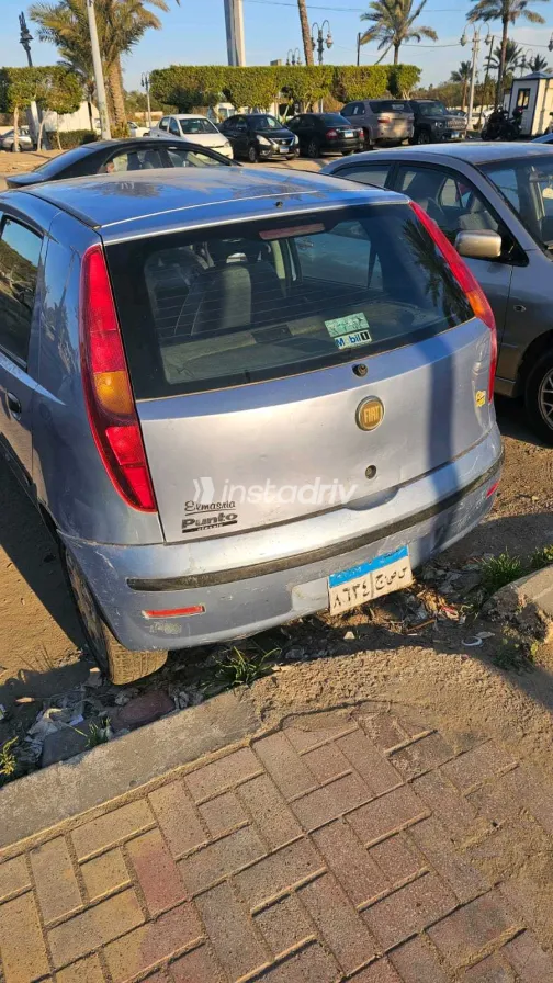 فيات بونتو 2009 أبيض مستعملة للبيع - 5