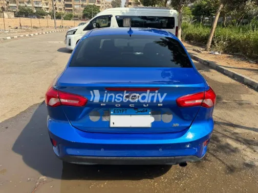 فورد فوكس 2021 أبيض مستعملة للبيع - 1