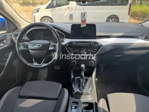 فورد فوكس 2021 أبيض مستعملة للبيع - 2