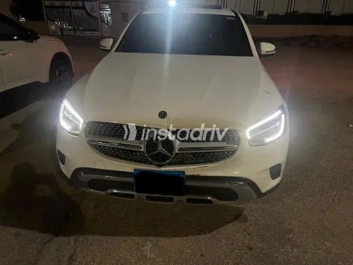 مرسيدس GLC 300 2020 أبيض مستعملة للبيع - 5