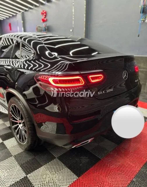 Mercedes GLC 300 2020 White Used for Sale - 7