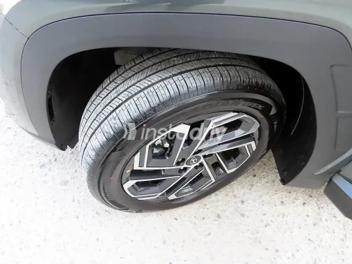 هيونداي توسان 2026 أبيض مستعملة للبيع - 5