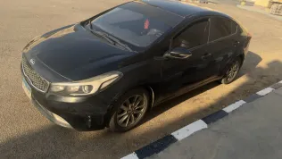 كيا جراند سيراتو 2018 أبيض مستعملة للبيع