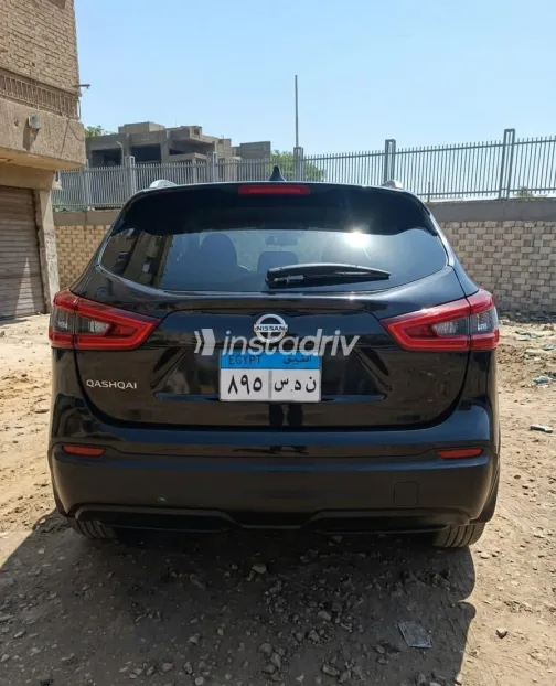 نيسان قشقاي 2019 أبيض مستعملة للبيع - 10