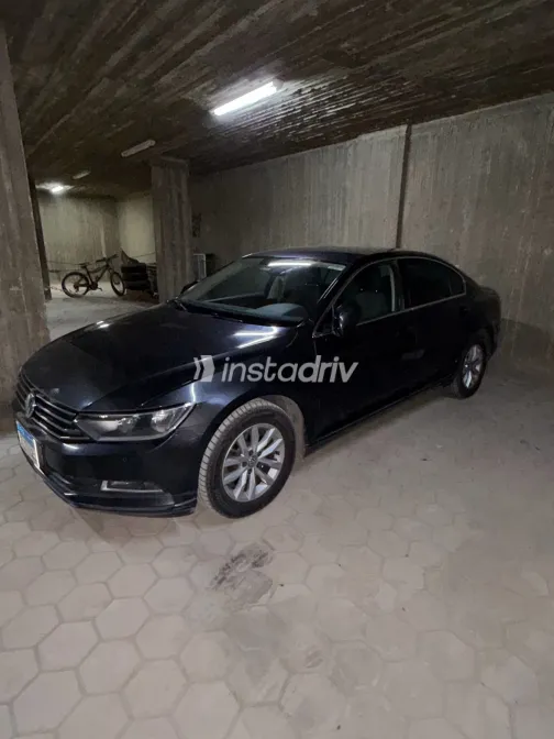 Volkswagen Passat 2019 White Used for Sale - 2