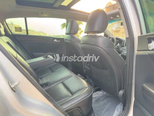 Kia Sportage 2017 White Used for Sale - 2