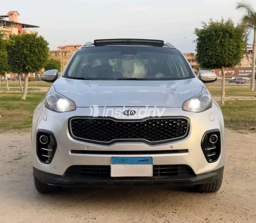 Kia Sportage 2017 White Used for Sale - 8